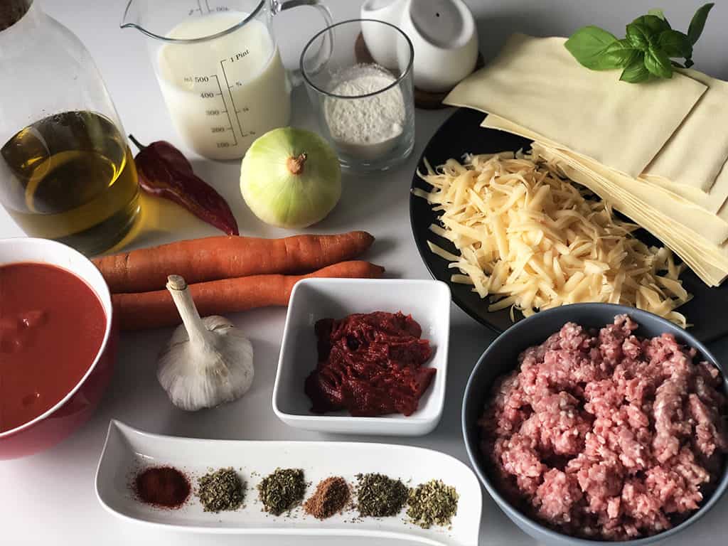 Lasagne Bolognese - składniki przed przygotowaniem