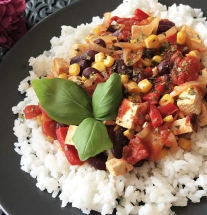 Ryż po meksykańsku z tofu