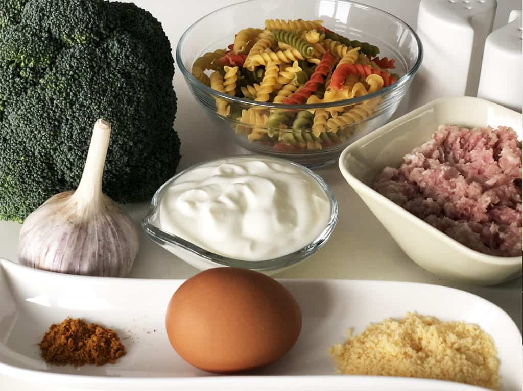 Zapiekanka brokułowa - składniki przed przygotowaniem