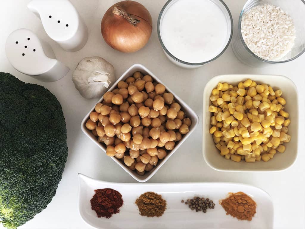 Curry z ciecierzycy - składniki przed przygotowaniem