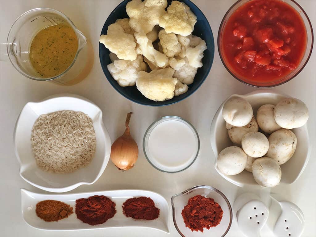 Curry z kalafiora - składniki przed przygotowaniem