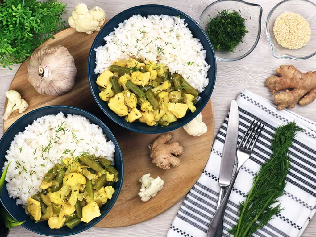 Curry z kurczakiem i kalafiorem - gotowe danie