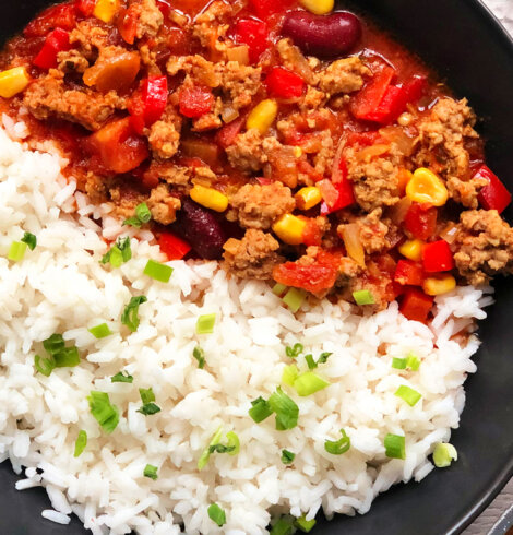 Chili con carne z ryżem