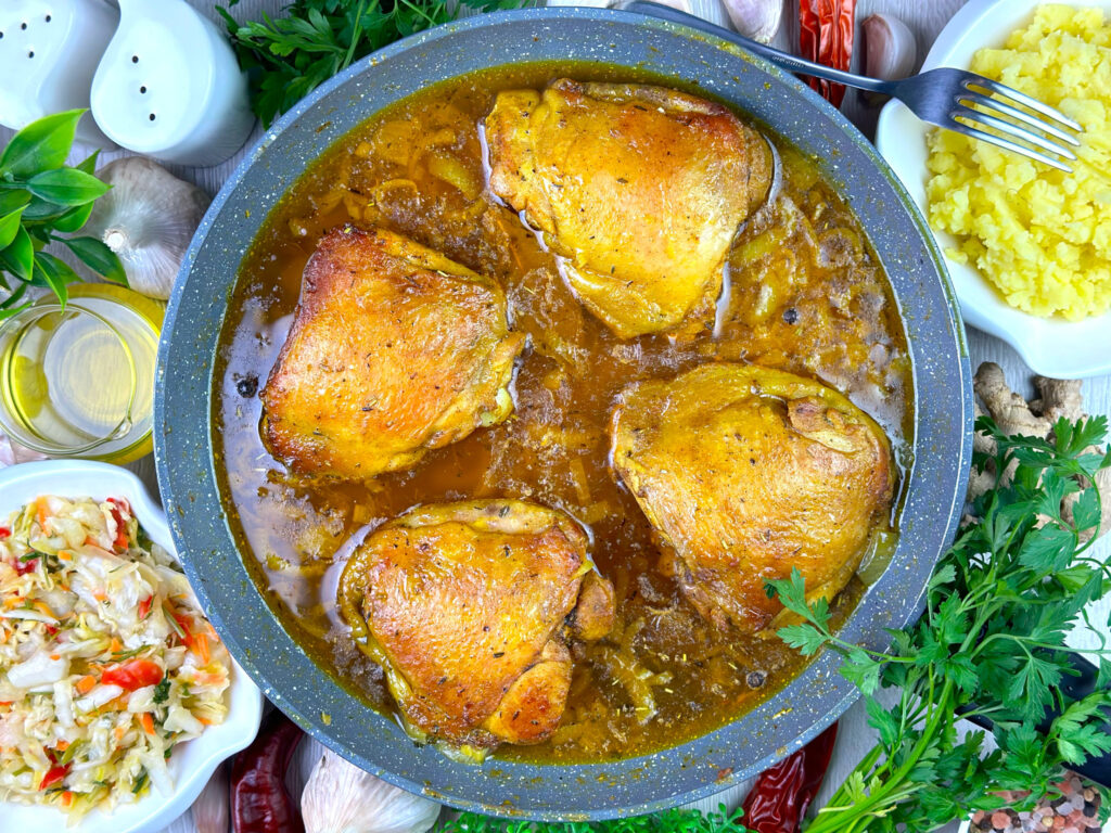 Udka kurczaka w sosie własnym - gotowe danie