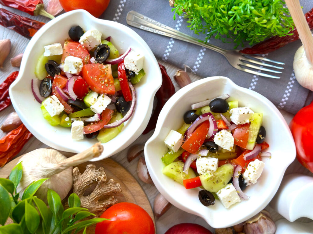 Klasyczna sałatka grecka - gotowe danie