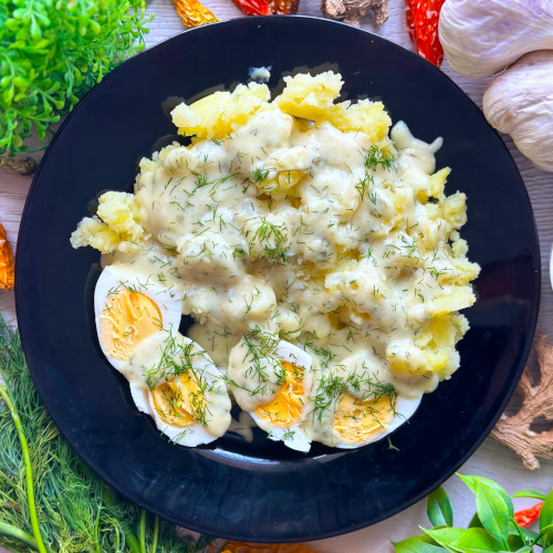 Plan obiadów na tydzień - 7 pomysłów na szybkie i domowe obiady - Sałatka z kurczaka i selera naciowego