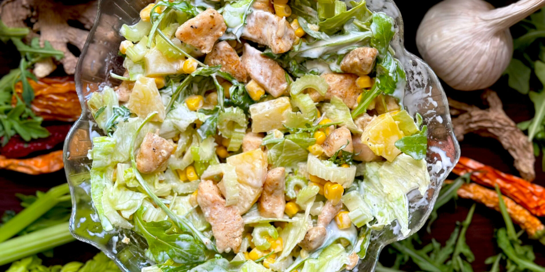 Sałatka z kurczaka i selera naciowego - propozycja przygotowania