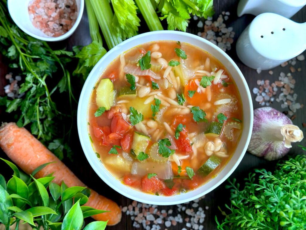 Zupa minestrone - gotowe danie