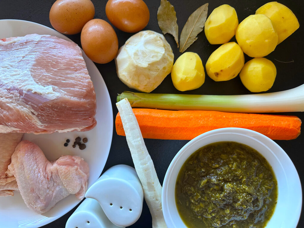 Zupa szczawiowa z jajkiem - składniki przed przygotowaniem