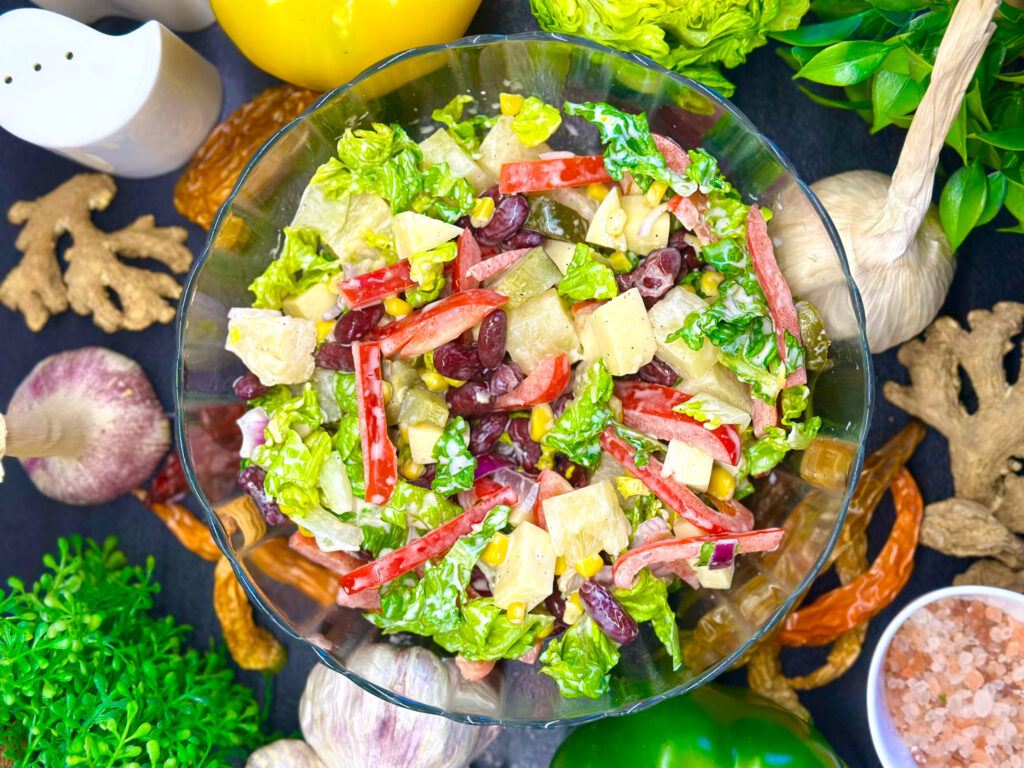 Sałatka meksykańska z ananasem - gotowe danie