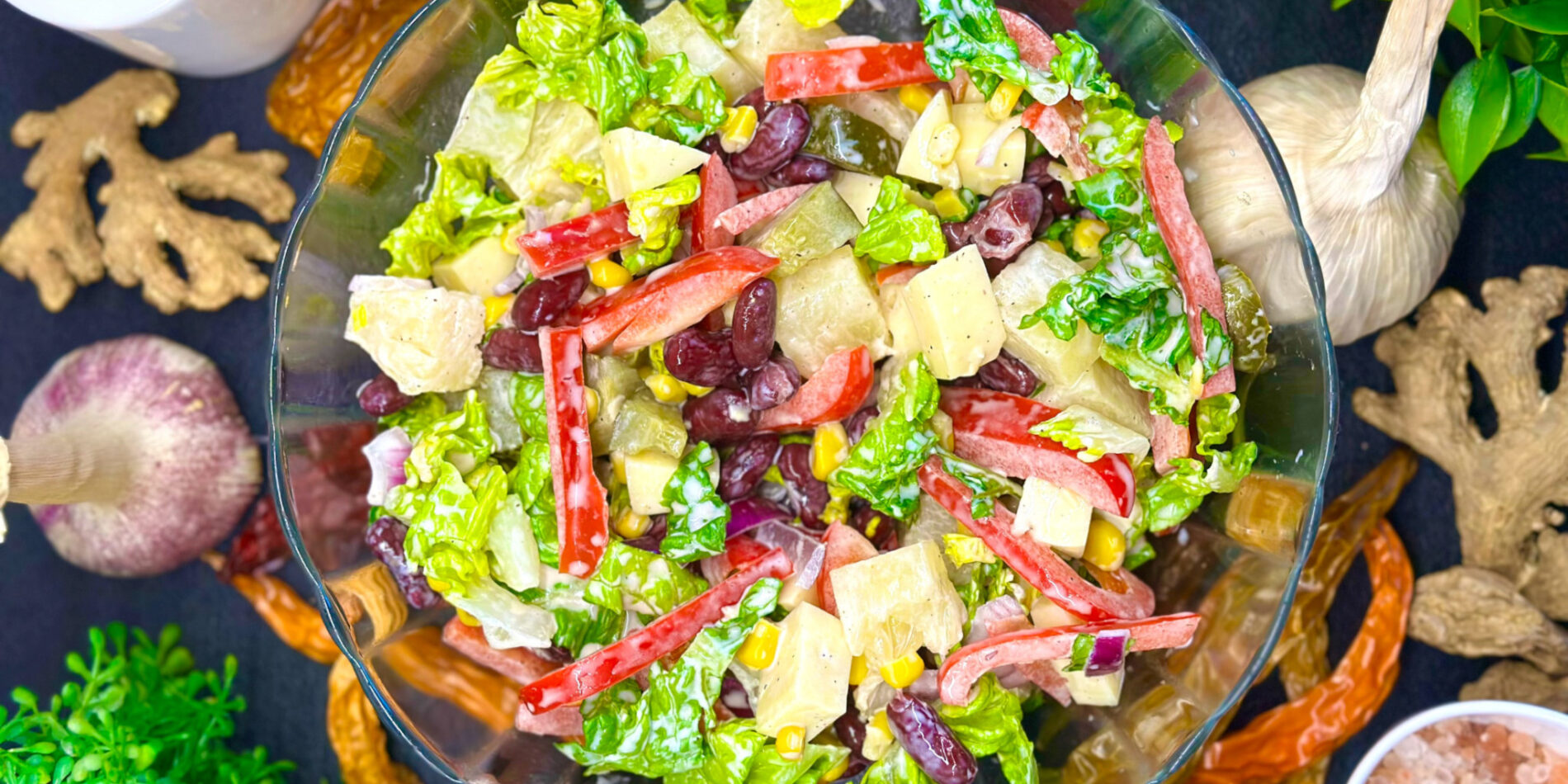 Sałatka meksykańska z ananasem - propozycja przygotowania