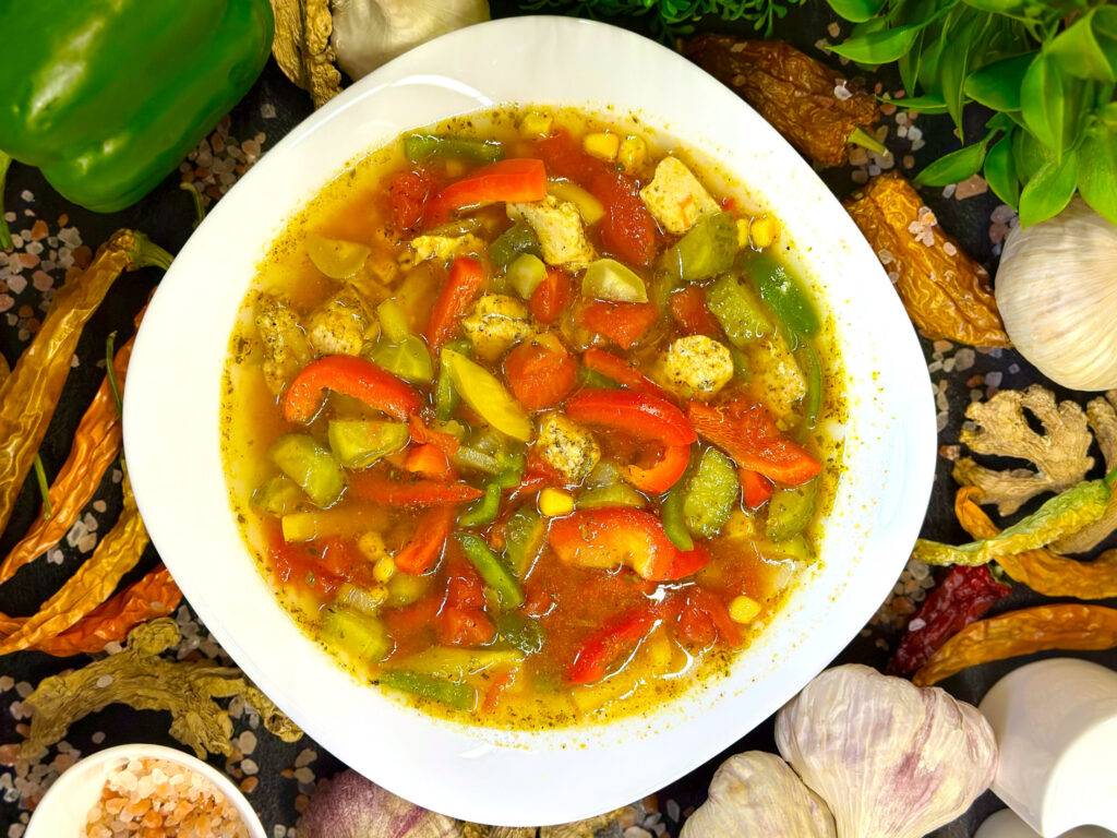 Zupa gyros - prosty przepis na sycący obiad - gotowe danie